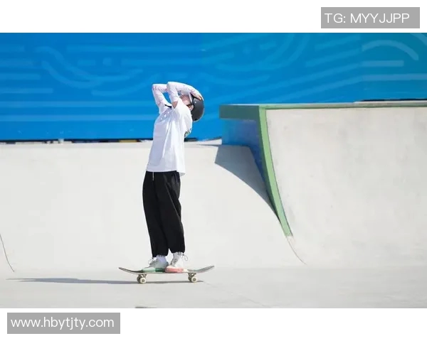 西安街舞队在世界滑板锦标赛中以98分高居积分榜首位 西安街舞队在世界滑板锦标赛中以98分高居积分榜首位